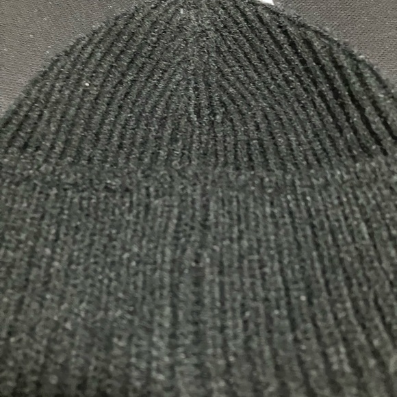 Wool black Prada beanie - Picture 2 of 3